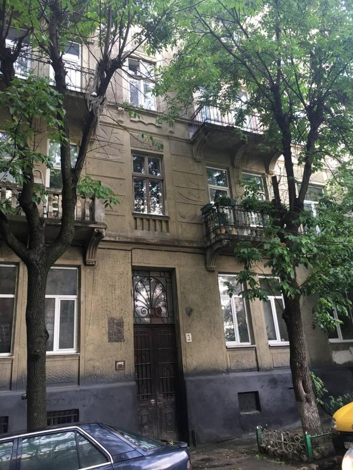 V&O Whitechocolateapt 800 M To Opera Lviv Exterior foto